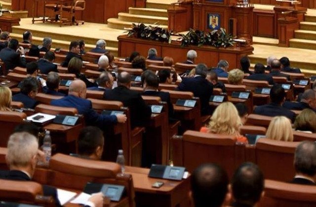 Cererea de reexaminare a proiectului de modificare a Legii privind organizarea judiciara a fost respinsa