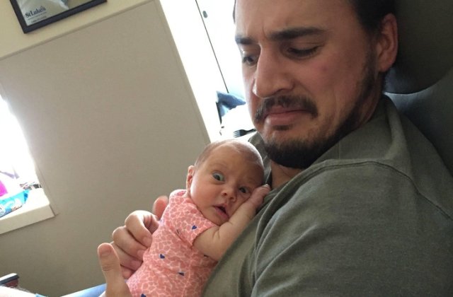 Viata tinerilor parinti, in 8 imagini care nu te vor lasa indiferent