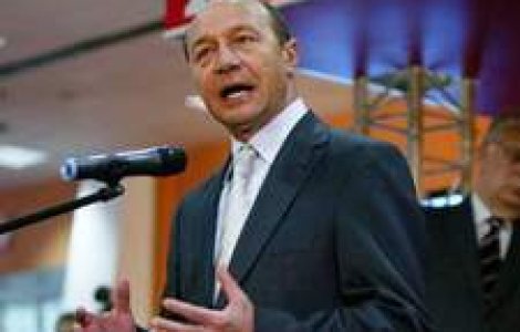 Basescu: Cea mai buna solutie pentru Romania este un regim semiprezidential