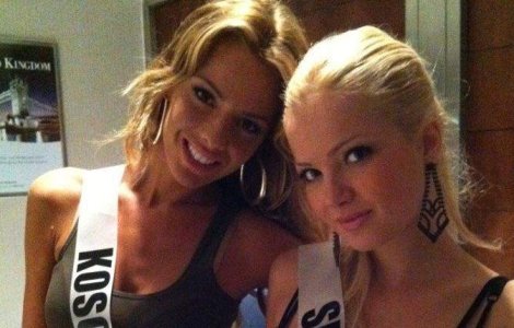 Ce fotografie a scandalizat doua state?