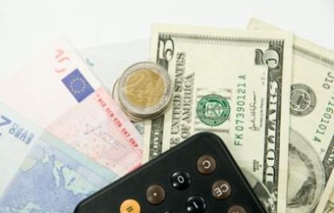 Bancile, obligate sa afiseze informatii utile clientilor pe un ecran TV