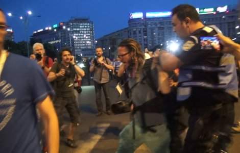 Jurnalistul german ridicat de jandarmi: Am simtit cu adevarat pe pielea mea abuzurile autoritatilor statului