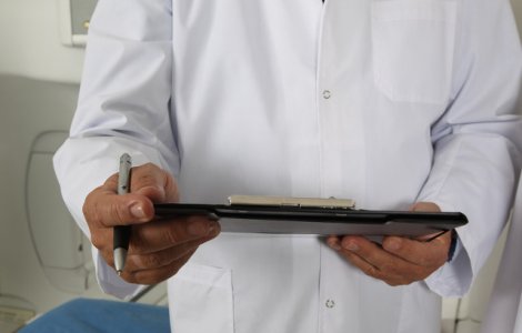 Un medic din Slobozia a luat mita de 131 de ori in 3 luni