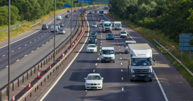Britanicii sunt hotarati sa interzica masinile diesel si pe benzina: primarul Londrei a cerut aplicarea planului pana in 2030