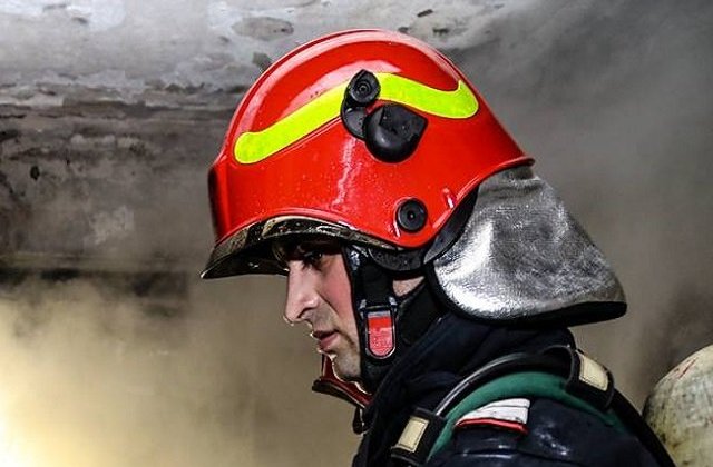 Un barbat din Olt a murit dupa ce casa in care locuia a luat foc