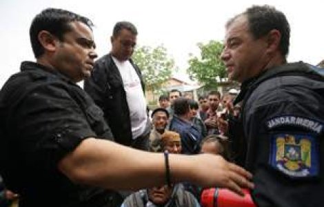 Adi Minune: 'Sa moara familia mea, ii trag o bila in piept!'