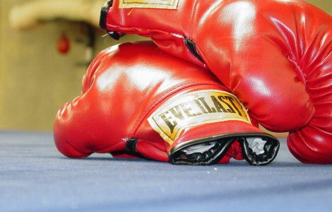 E oficial: Federatia Romana de Box a fost dezafiliata din AIBA