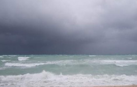 Zeci de morti si mii de sinistrati in urma taifunului din Japonia