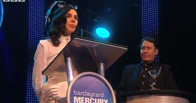  Video  PJ Harvey, recompensata cu Mercury Prize, pentru a doua oara