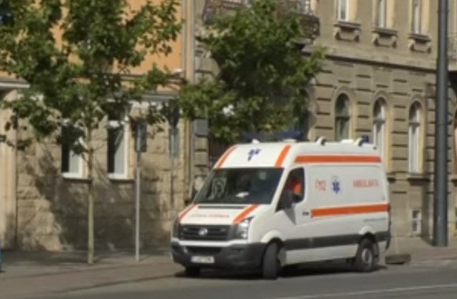 O fetita din Galati a murit dupa ce a fost lovita de o masina al carei sofer avea permisul suspendat