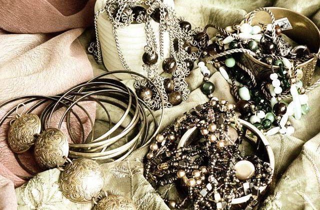 Aurul, "mana cazuta din cer" in urma cu 4 miliarde de ani