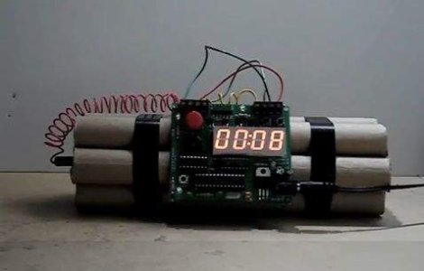  Video  Dimineti explozive cu ceasul bomba