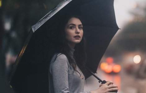 Trei sferturi din tara, sub cod PORTOCALIU si cod GALBEN de ploi