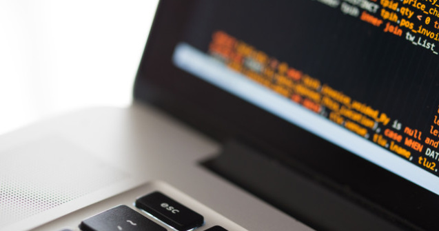 Grupare specializata in infractiuni informatice, destructurata