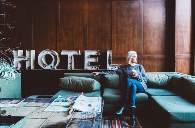 Care sunt principalele criterii pe care romanii le au in vedere cand rezerva o camera de hotel pentru vacanta