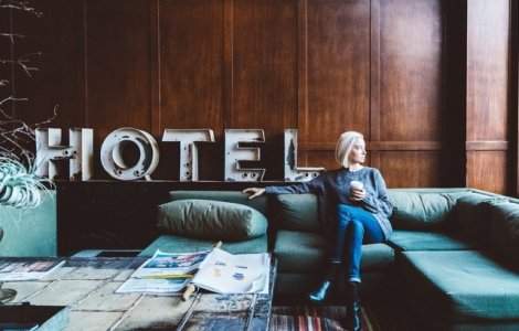 Care sunt principalele criterii pe care romanii le au in vedere cand rezerva o camera de hotel pentru vacanta