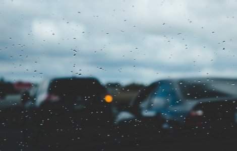 MAI: Traficul rutier este afectat pe 5 drumuri nationale si 13 drumuri judetene