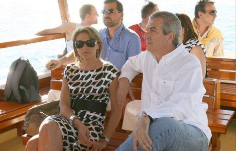Calin si Ioana Popescu-Tariceanu au divortat