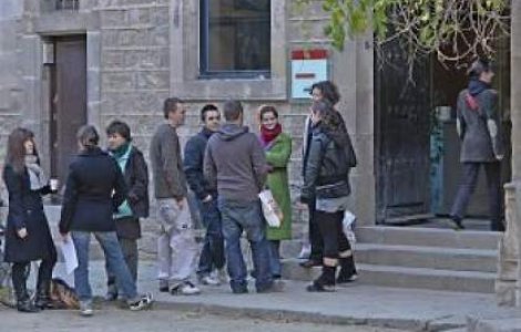  Top  Noul an scolar: Usor cosmetizat, dar la fel de sarac