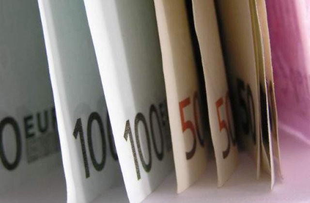 Blog FT: Romania, o tara fragila, la mana FMI