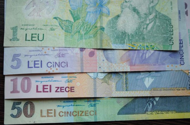 Preturile au scazut pentru a treia oara consecutiv