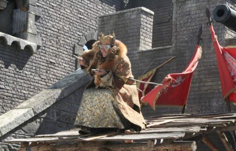 Huidu schiaza din nou