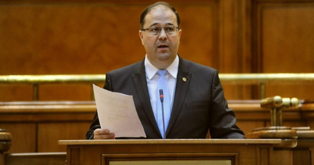 Pascan (PMP): UDMR nu a sustinut motiunea de cenzura fiindca a primit oficializarea limbii maghiare in administratie