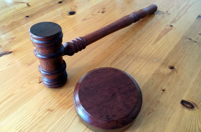 Grefiera, condamnata de Tribunal Iasi pentru neglijenta in serviciu