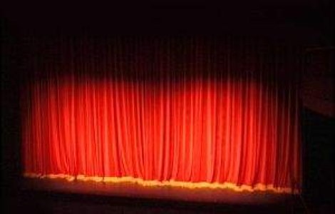 Romii vor sa aiba propriul teatru