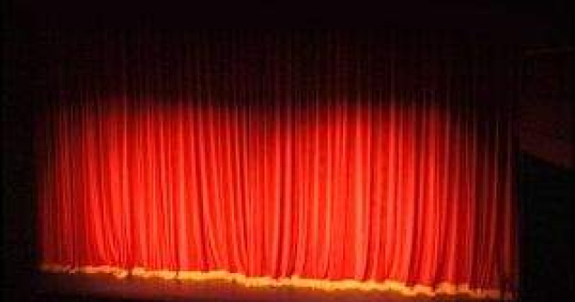 Romii vor sa aiba propriul teatru