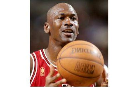 Michael Jordan, amendat de NBA cu 100.000 de dolari