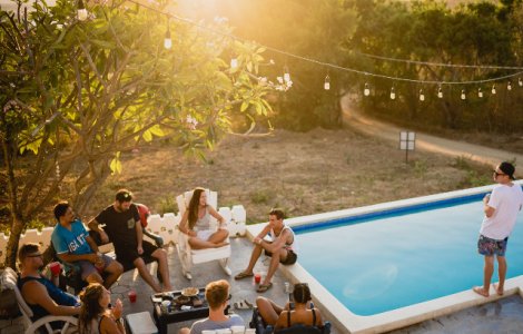  Top  6 sfaturi de care sa tii cont cand esti invitat la o petrecere