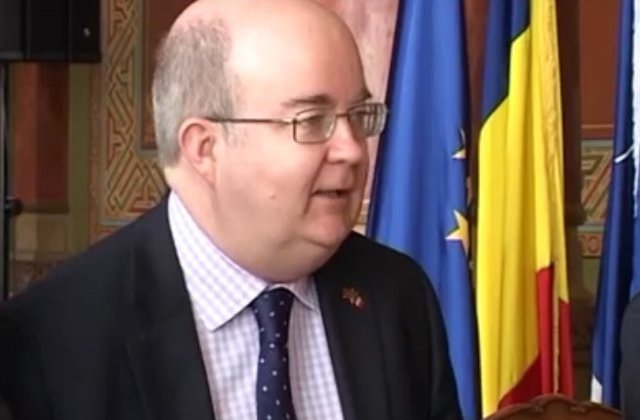 Ambasadorul Marii Britanii: Trebuie sa ajuti lupta anticoruptie si pentru statul de drept, nu sa o impiedici