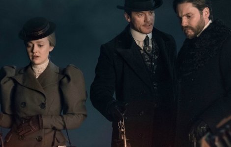  Top  12 miniserii extraordinare pe care le poti vedea intr-un weekend