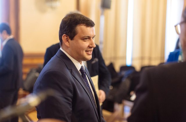 Tomac (PMP): Daddy-Dragea si-a instalat cel mai slab guvern pe care l-a avut Romania vreodata