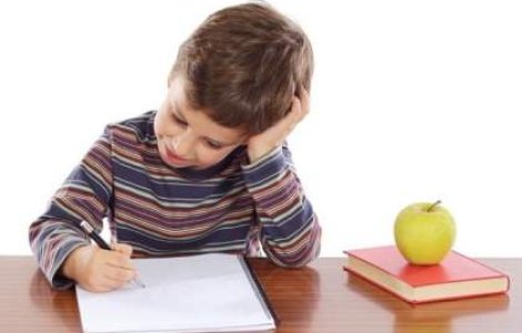 Introducerea uniformelor scolare obligatorii, respinsa de senatori