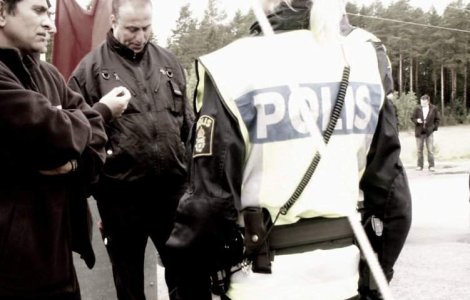 Romanca suspectata de terorism