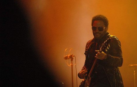Lenny Kravitz vrea sa inregistreze un duet cu Adele