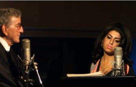 Asculta noua piesa Amy Winehouse