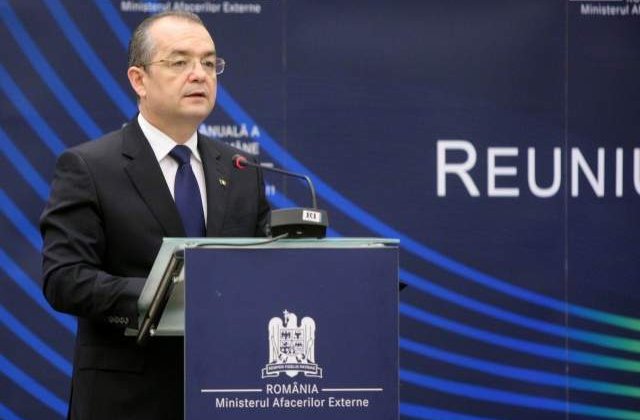 Cum incalca Emil Boc Constitutia?