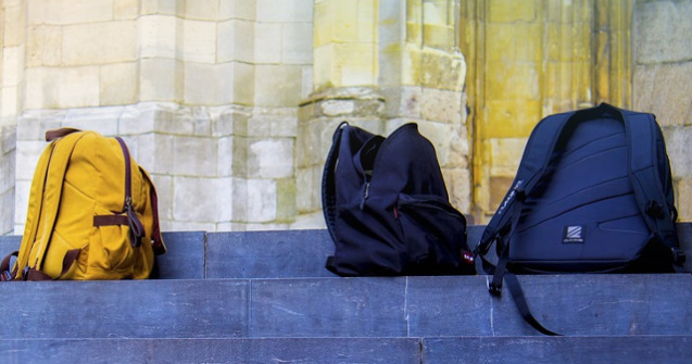 Sfaturi pe care sa le respecti daca trebuie sa-i cumperi un ghiozdan nou copilului tau