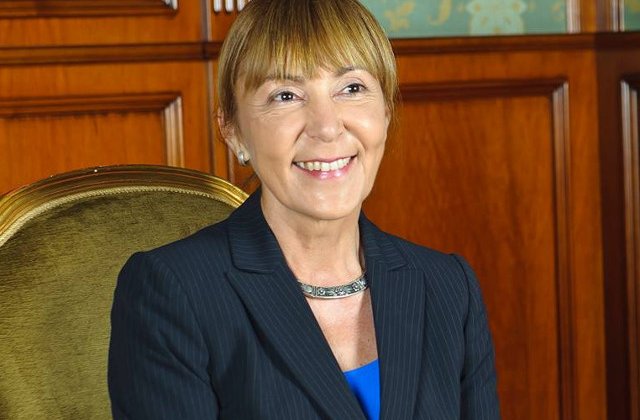 Monica Macovei: Presedintele Iohannis le-a mai dat astazi o sansa politicienilor cu probleme penale