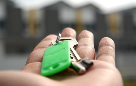 Romanii sunt primii in UE in ceea ce priveste procentul celor care detin propria locuinta