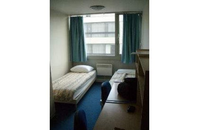 Anul universitar 2012: Totul despre cazarile in caminele din Bucuresti