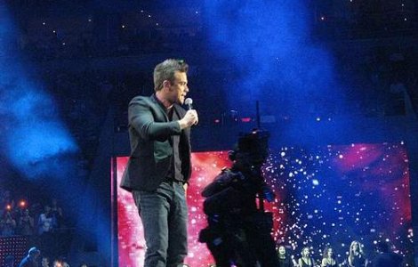 Robbie Williams s-a lansat in moda
