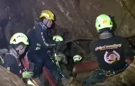 Producator: Povestea fotbalistilor juniori ramasi blocati in pestera din Thailanda ar putea fi transpusa intr-un film