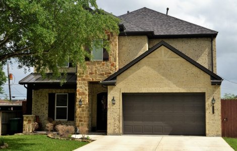 De ce merita sa-ti inchiriezi, nu sa-ti cumperi, o locuinta si masina