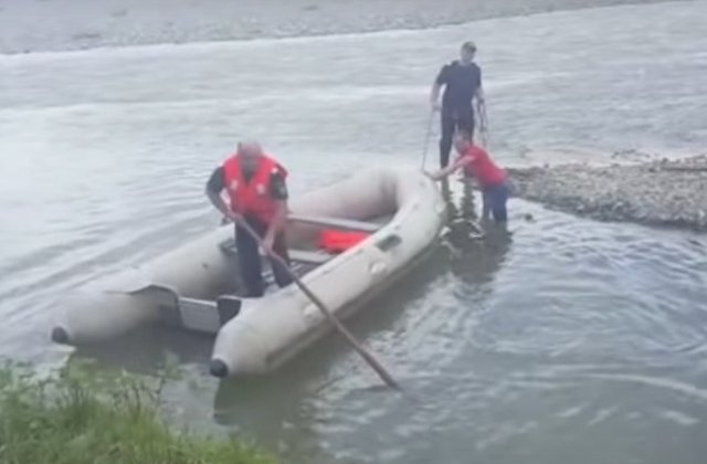 Doua surori din Suceava s-au inecat cand se aflau la scaldat