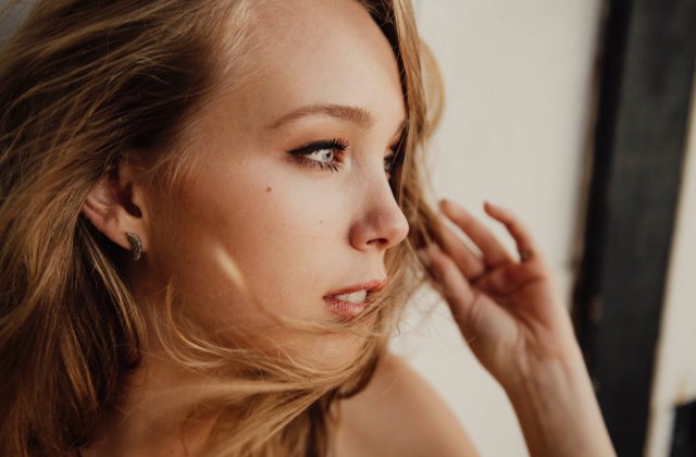 Uita de pielea uscata: 8 remedii naturale pentru o piele catifelata si stralucitoare