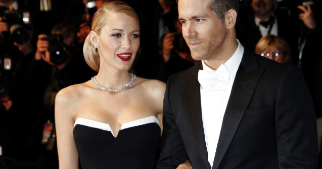 Top  10+ imagini haioase cu Ryan Reynolds si Blake Lively